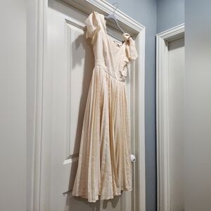 Ivy City Co Cream Dress